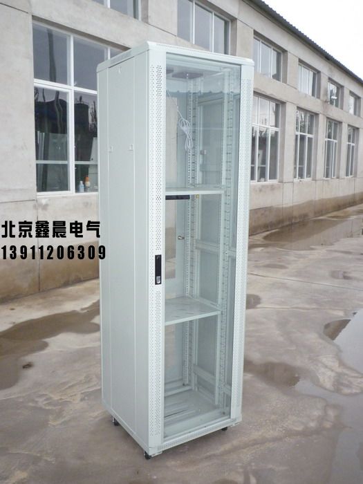 XC-1網(wǎng)絡服務器機柜  。4.jpg